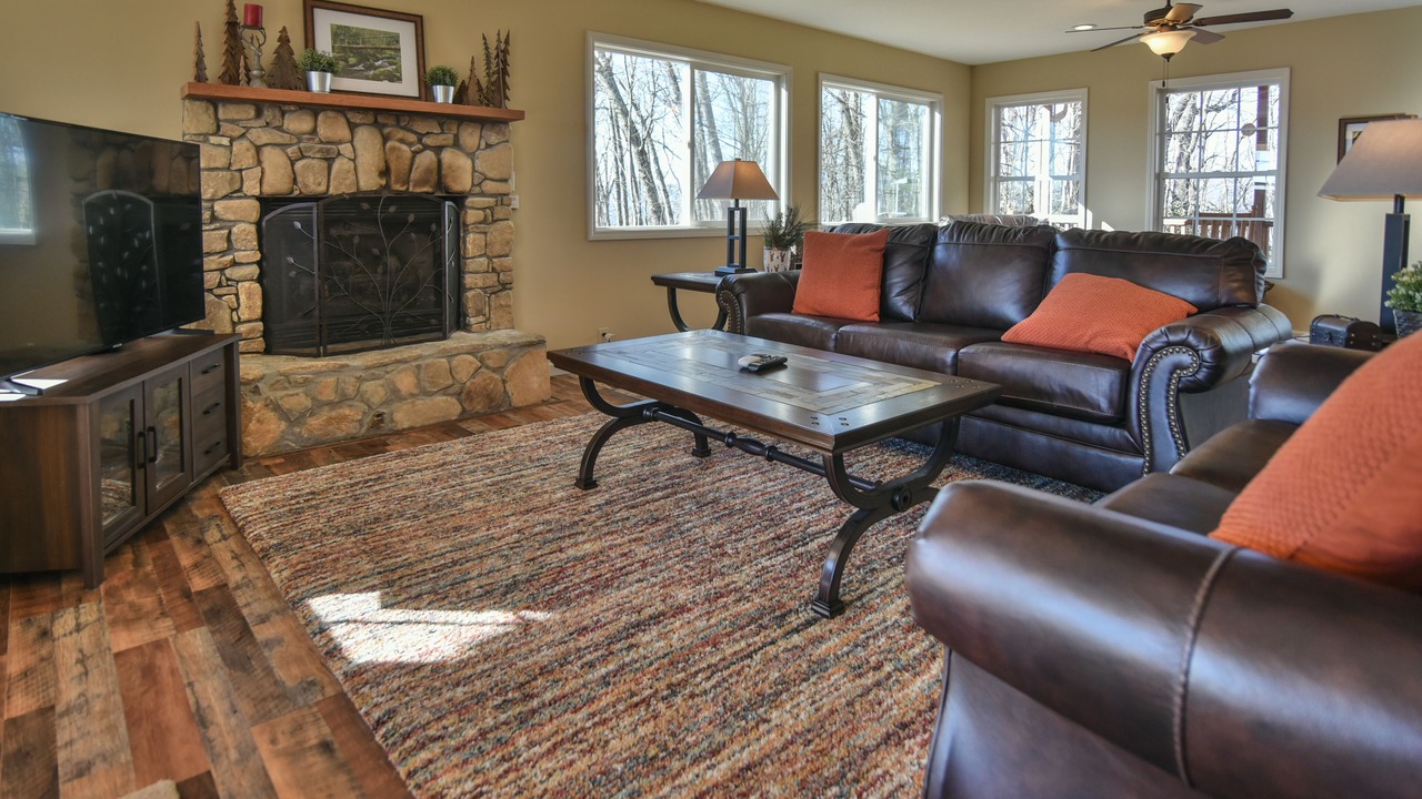 Photo of Livingroom in Waynesville