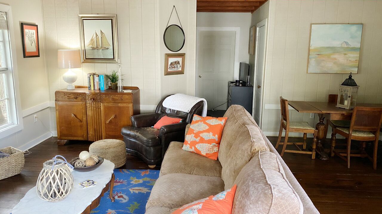 Photo of Livingroom in Waveland