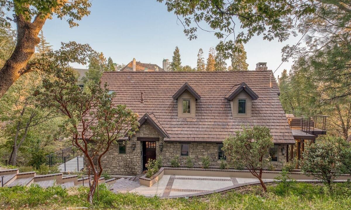 Photo of Outdoor in Lake Arrowhead
