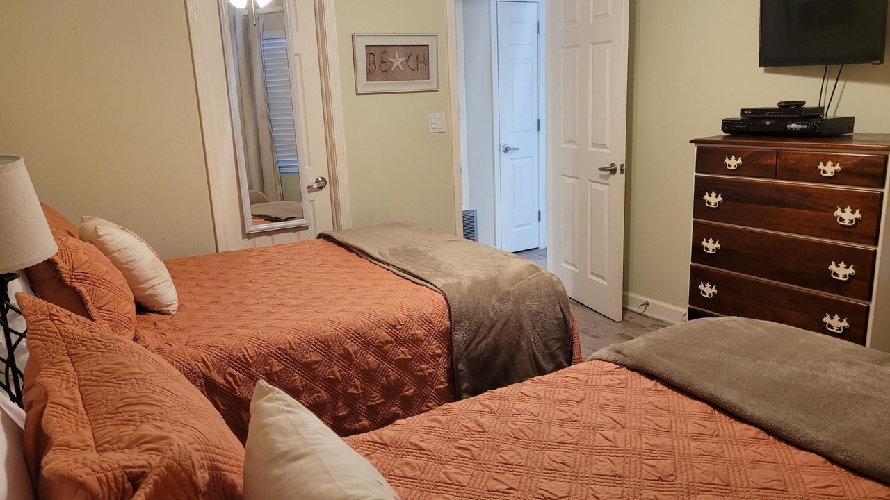 Photo of Bedroom in Parasol West