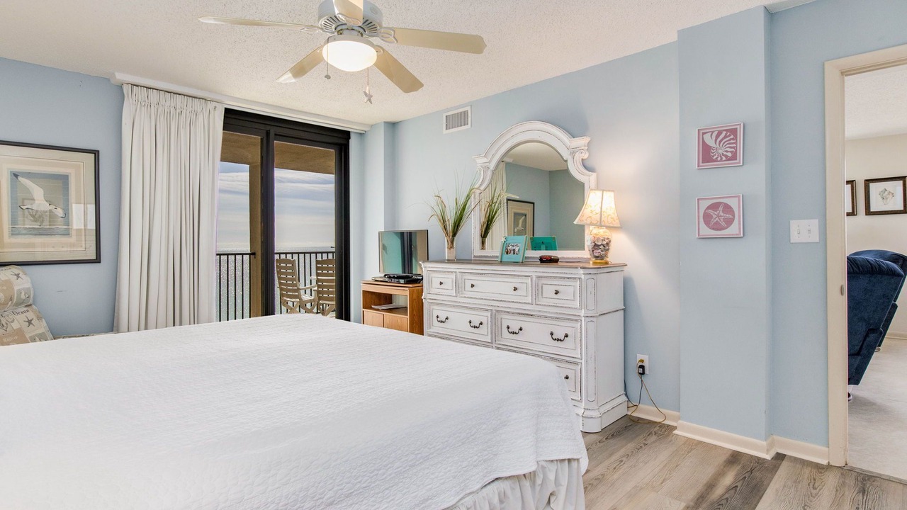 Photo of Bedroom in Orange Beach East
