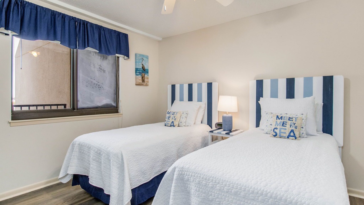 Photo of Bedroom in Orange Beach East