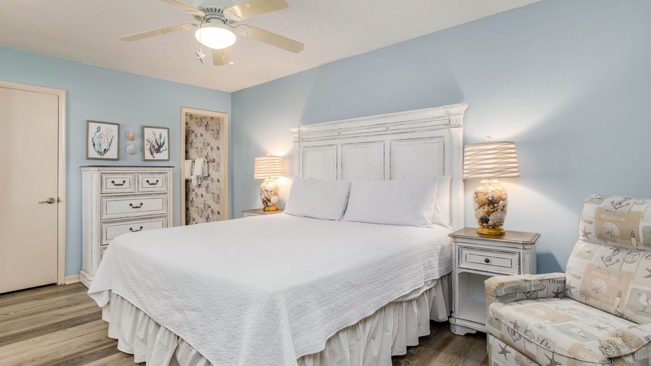 Photo of Bedroom in Orange Beach East