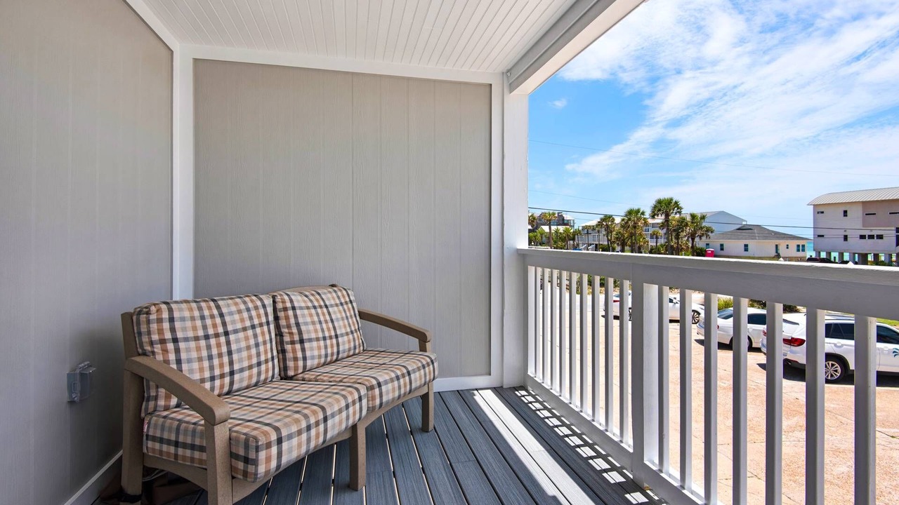 Photo of Patio Balcony in Inlet Beach