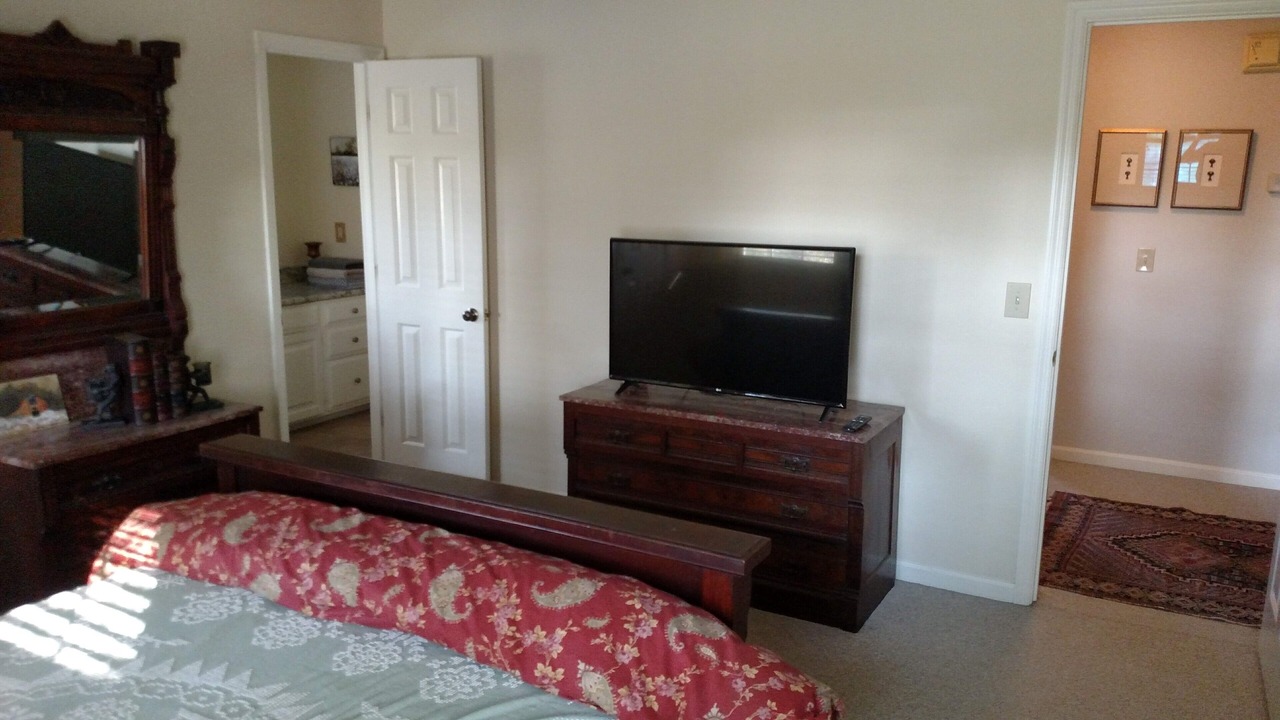 Photo of Bedroom in Opelika