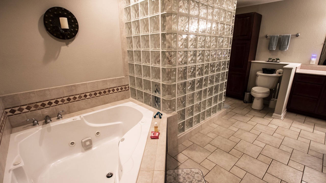 Photo of Bathroom in Grace