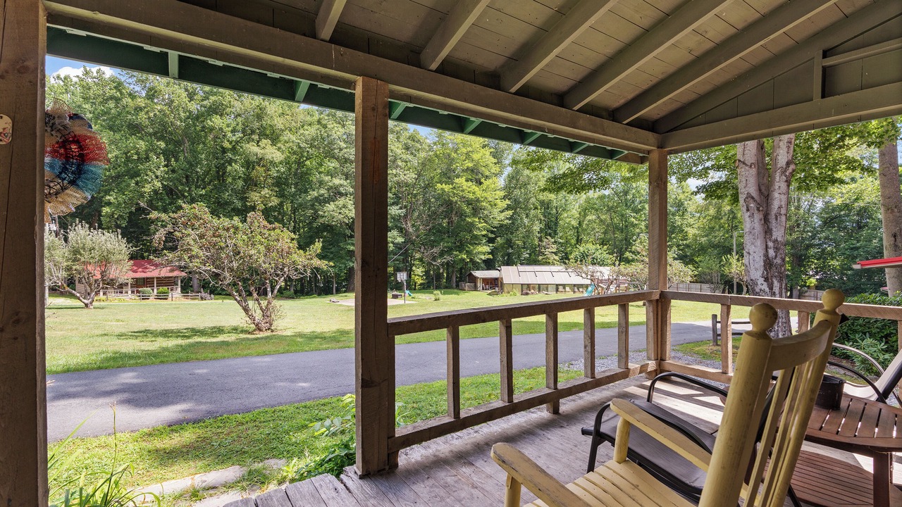 Photo of Patio Balcony in Maggie Valley