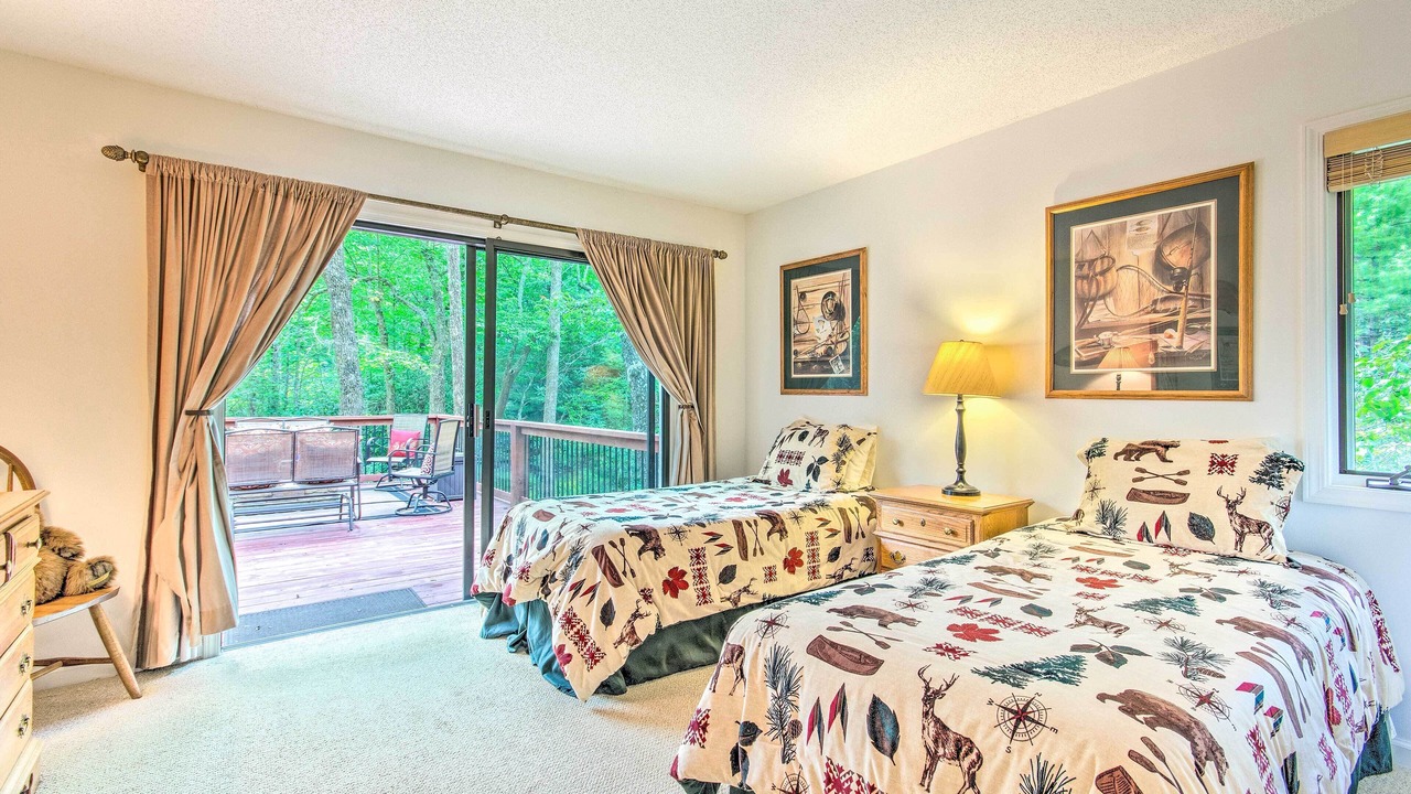 Photo of Others in Lake Toxaway