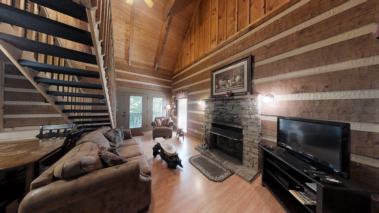 Photo of Livingroom in Rocky Grove