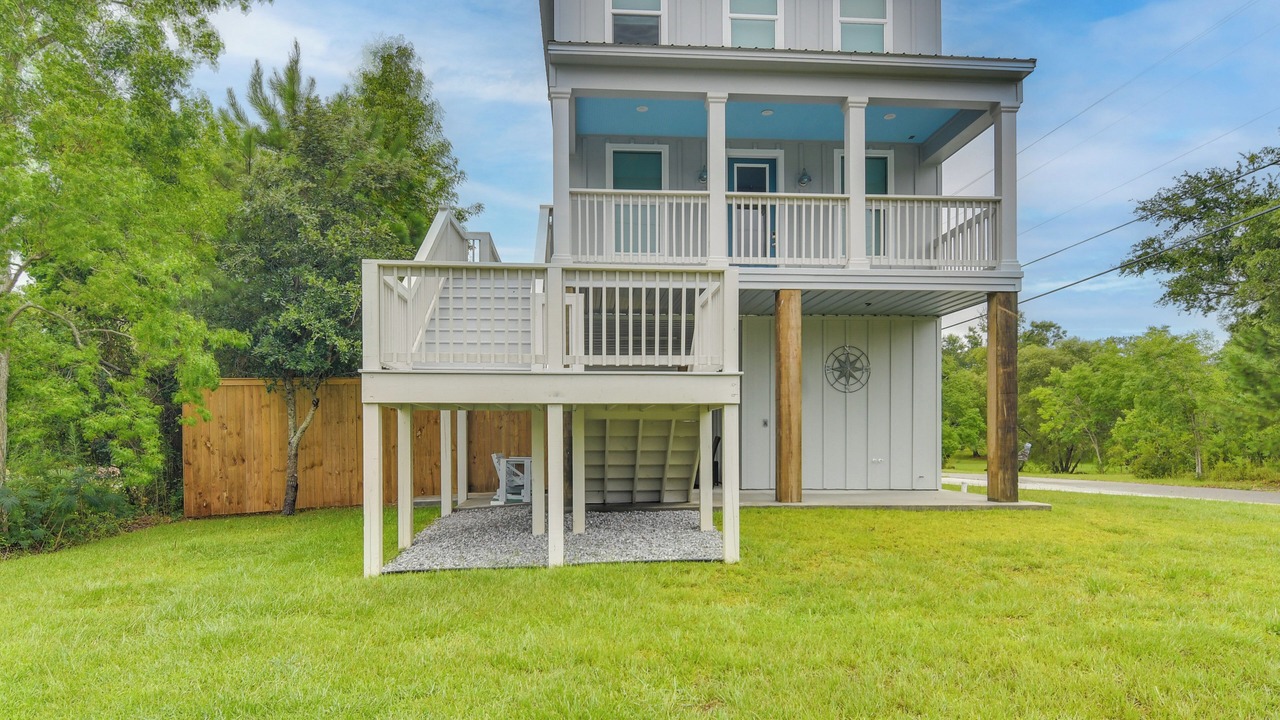 Photo of Outdoor in Waveland