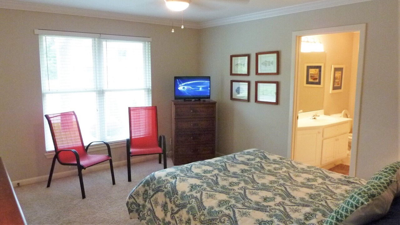 Photo of Bedroom in Jekyll Island