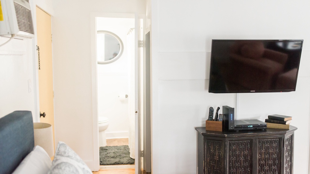 Photo of Bedroom in Summerville Historic District