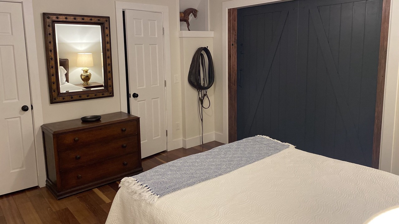 Photo of Bedroom in Summerville Historic District