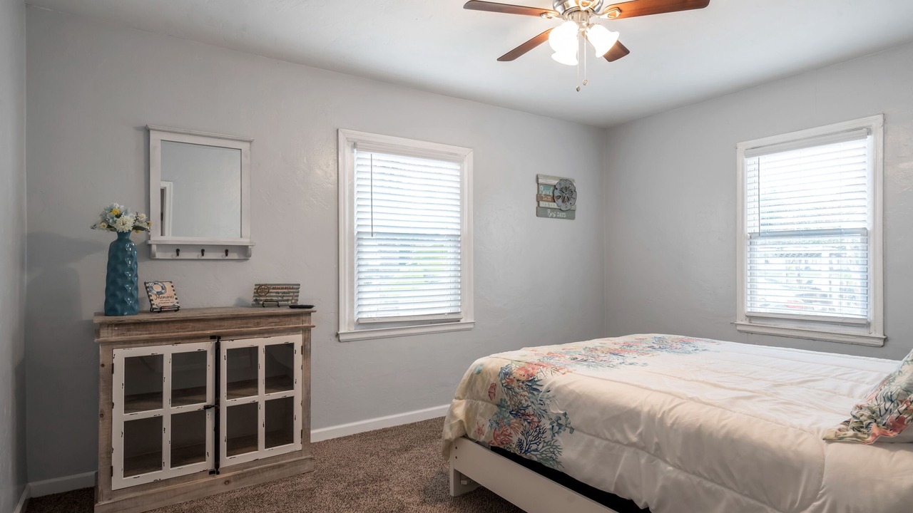 Photo of Bedroom in Dock Junction