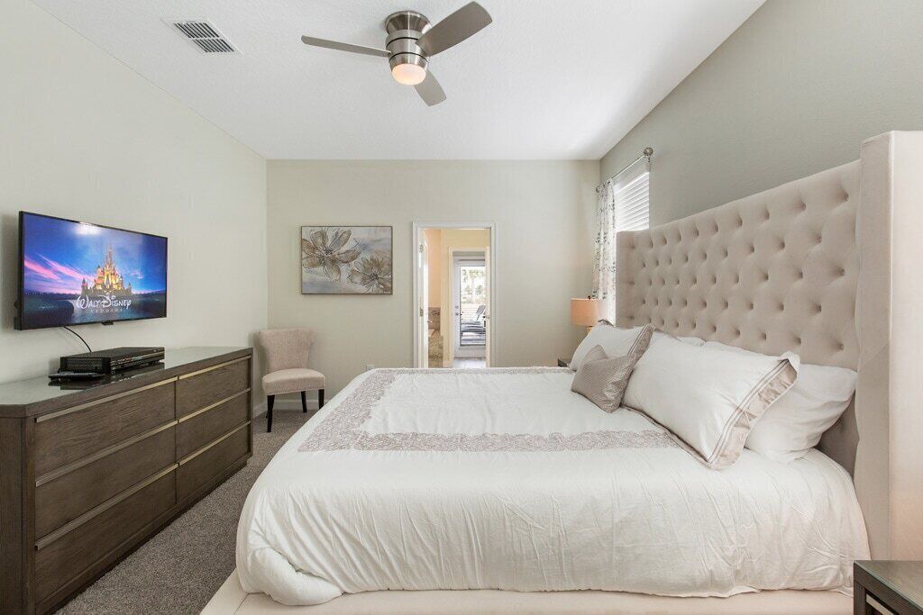 Photo of Bedroom in Davenport