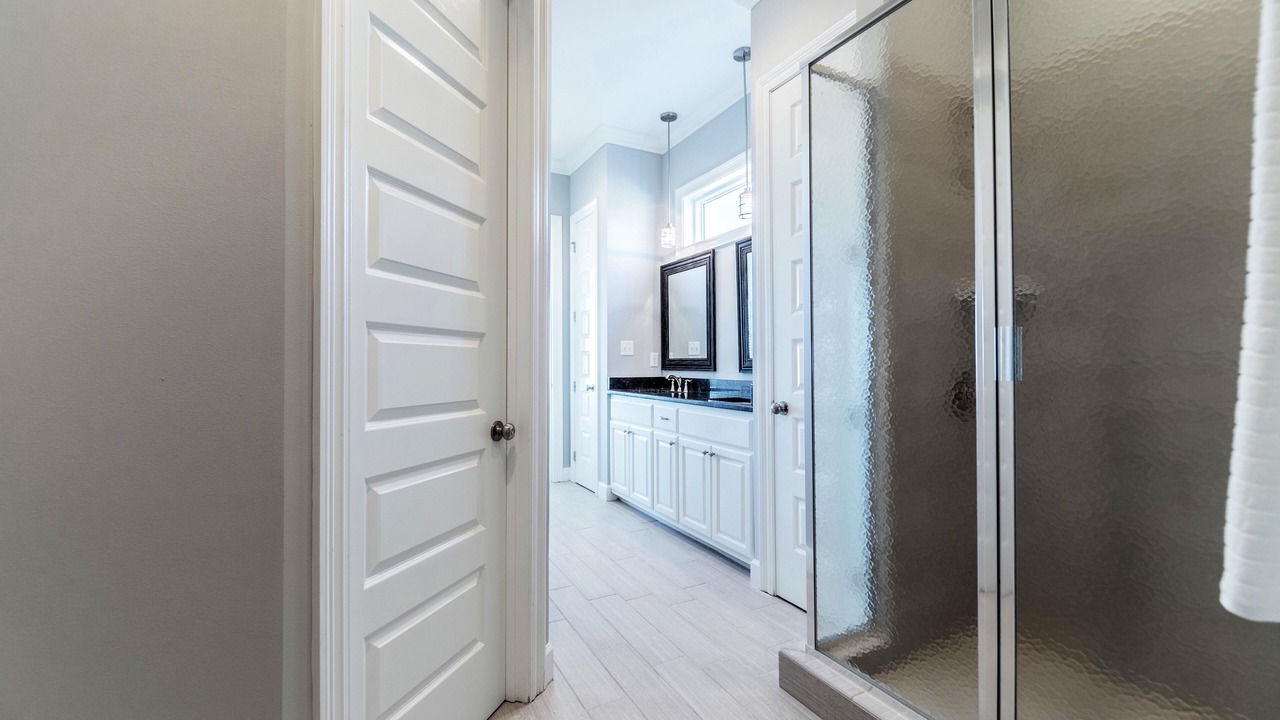 Photo of Bathroom in Dauphin Island