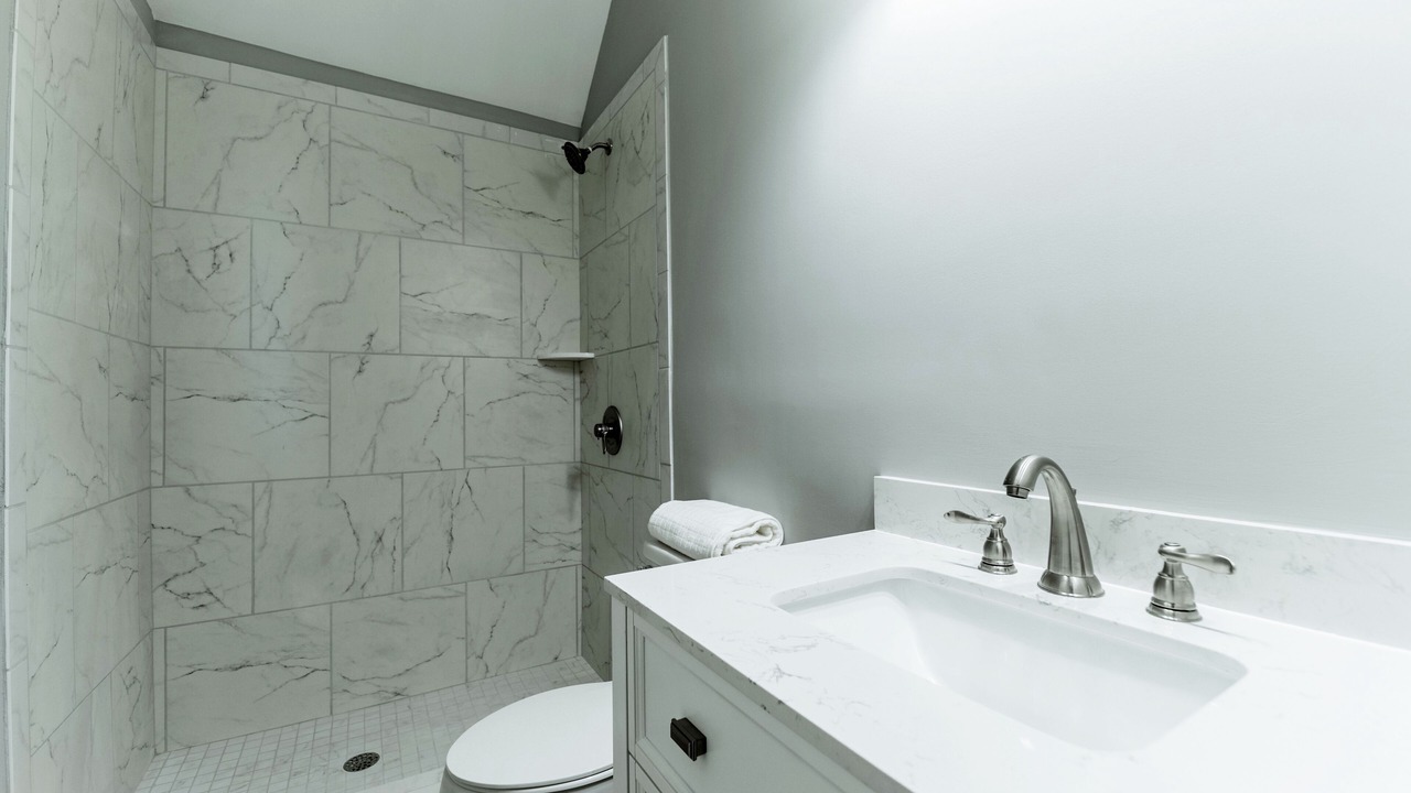 Photo of Bathroom in Dauphin Island