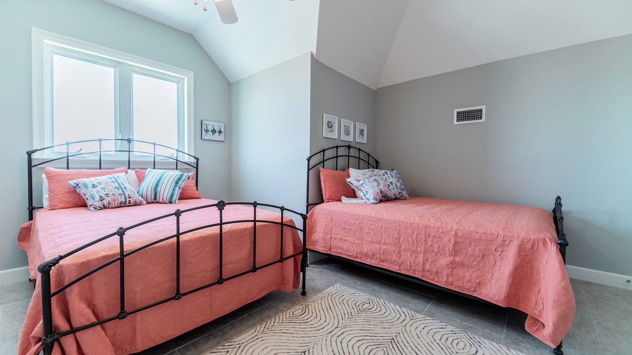 Photo of Bedroom in Dauphin Island