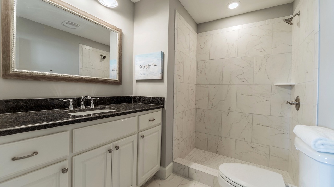 Photo of Bathroom in Dauphin Island