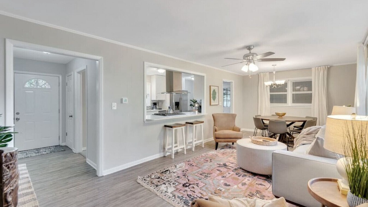 Photo of Livingroom in Marietta