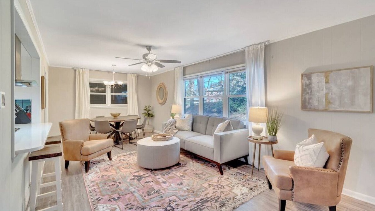 Photo of Livingroom in Marietta