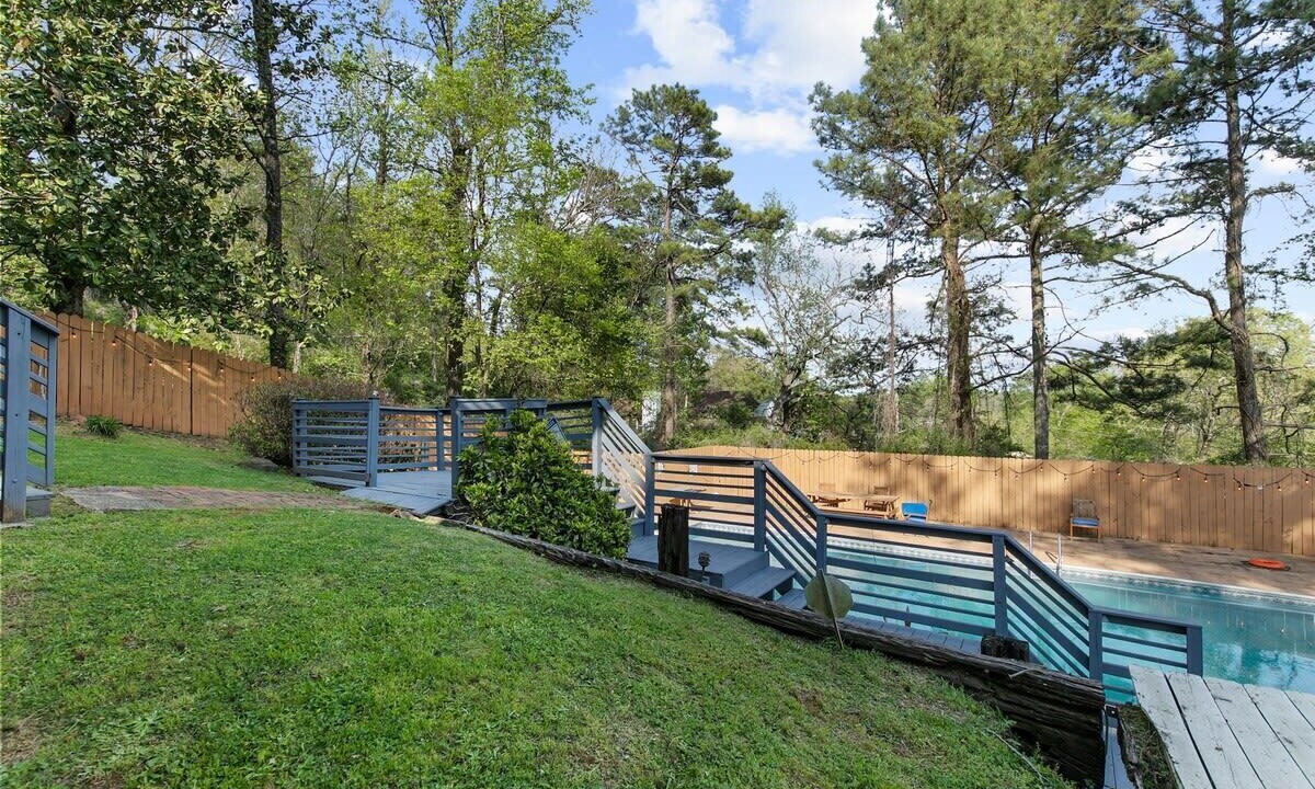 Photo of Outdoor in Crestline Heights