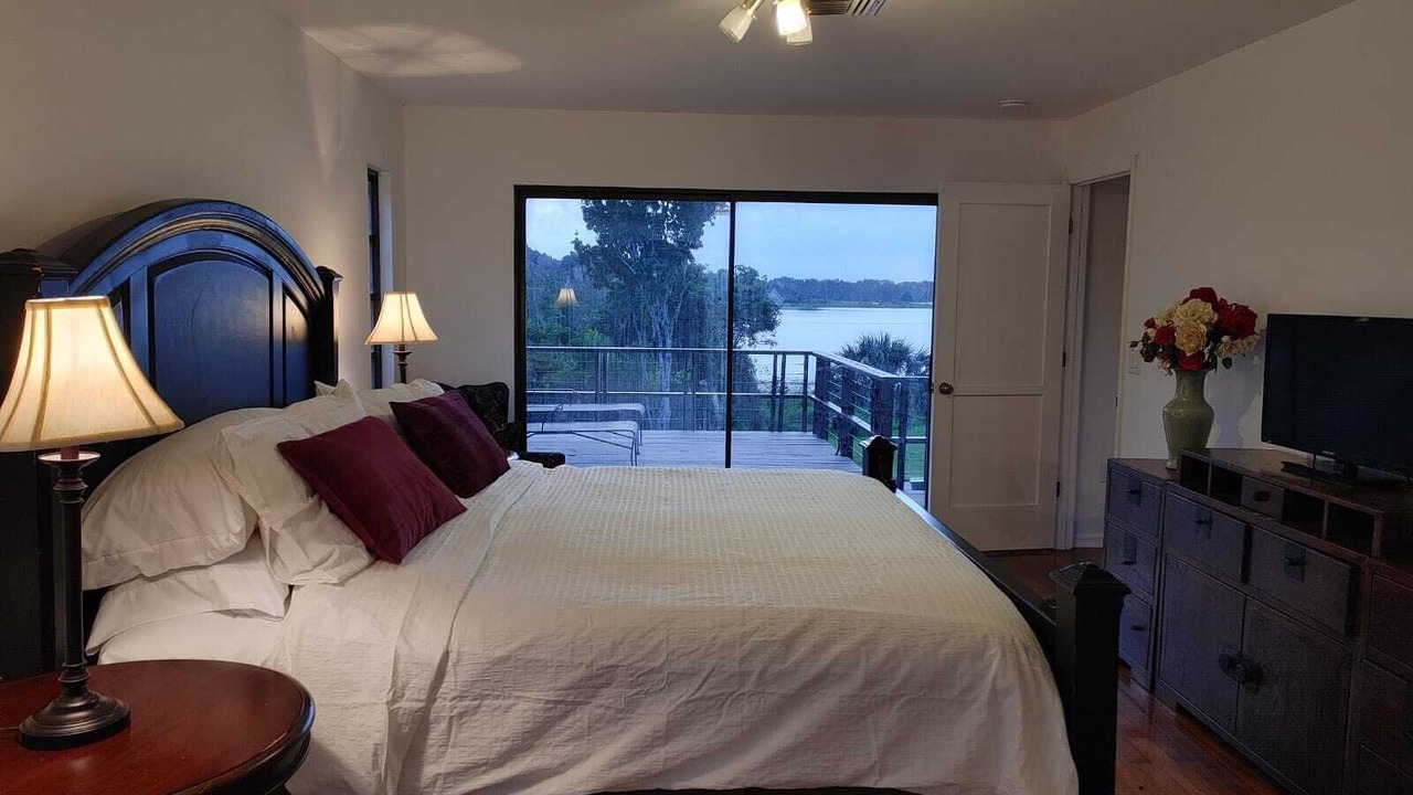Photo of Bedroom in Mount Dora