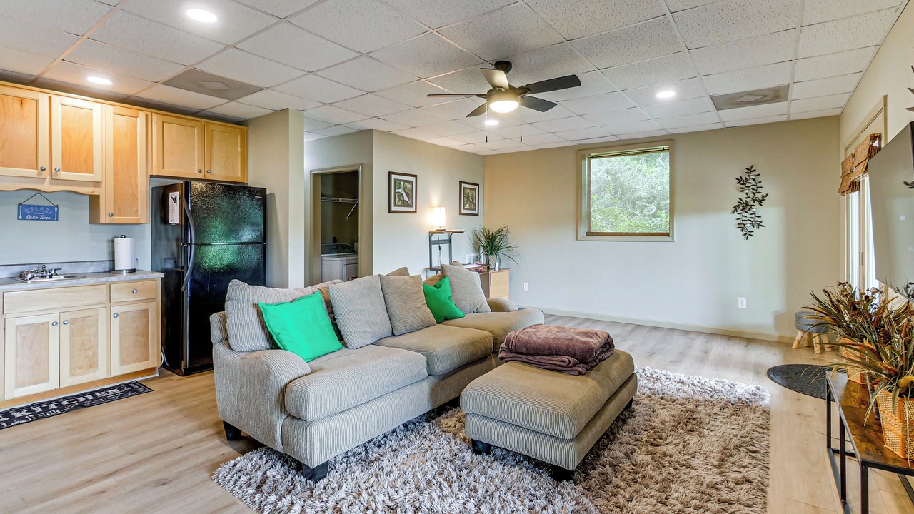 Photo of Livingroom in Eatonton