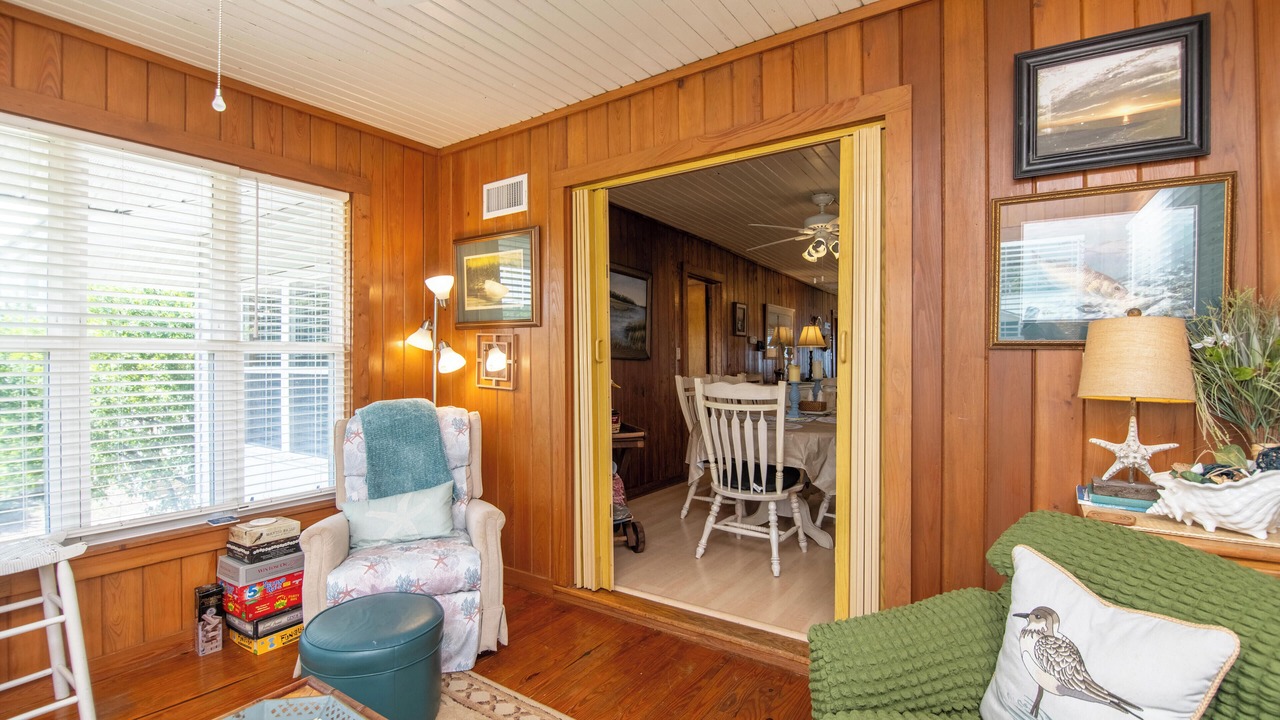 Photo of Livingroom in Edisto Island