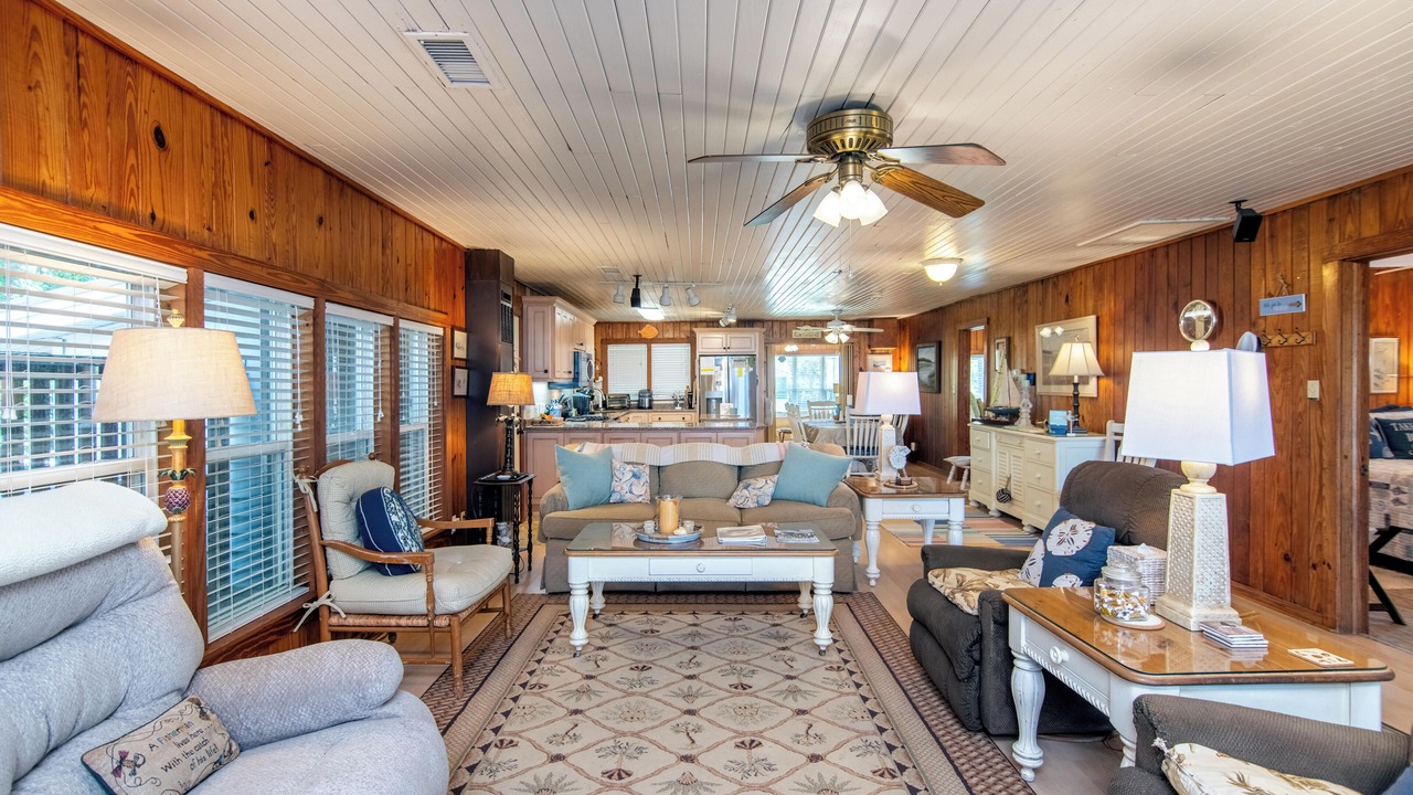 Photo of Livingroom in Edisto Island