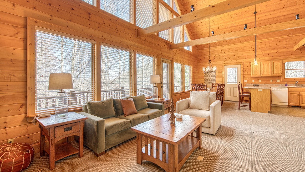 Photo of Livingroom in Maggie Valley