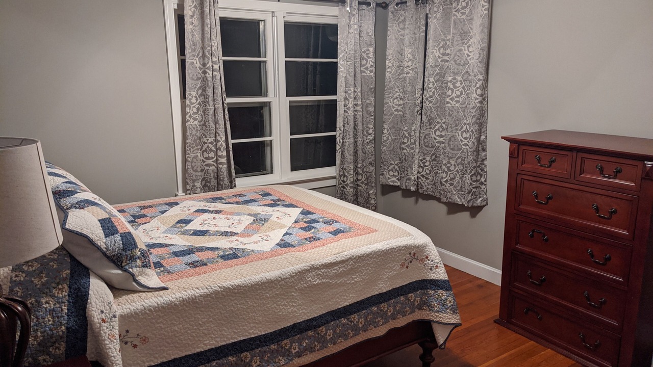 Photo of Bedroom in Guntersville