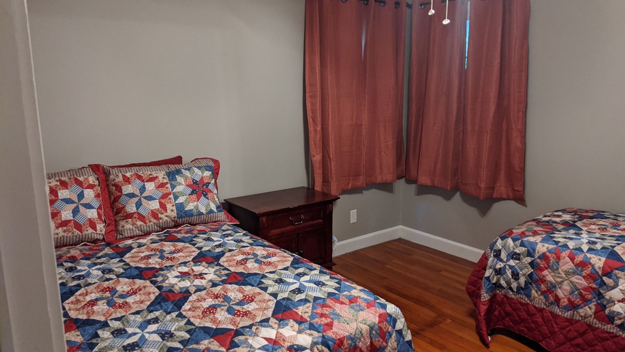 Photo of Bedroom in Guntersville