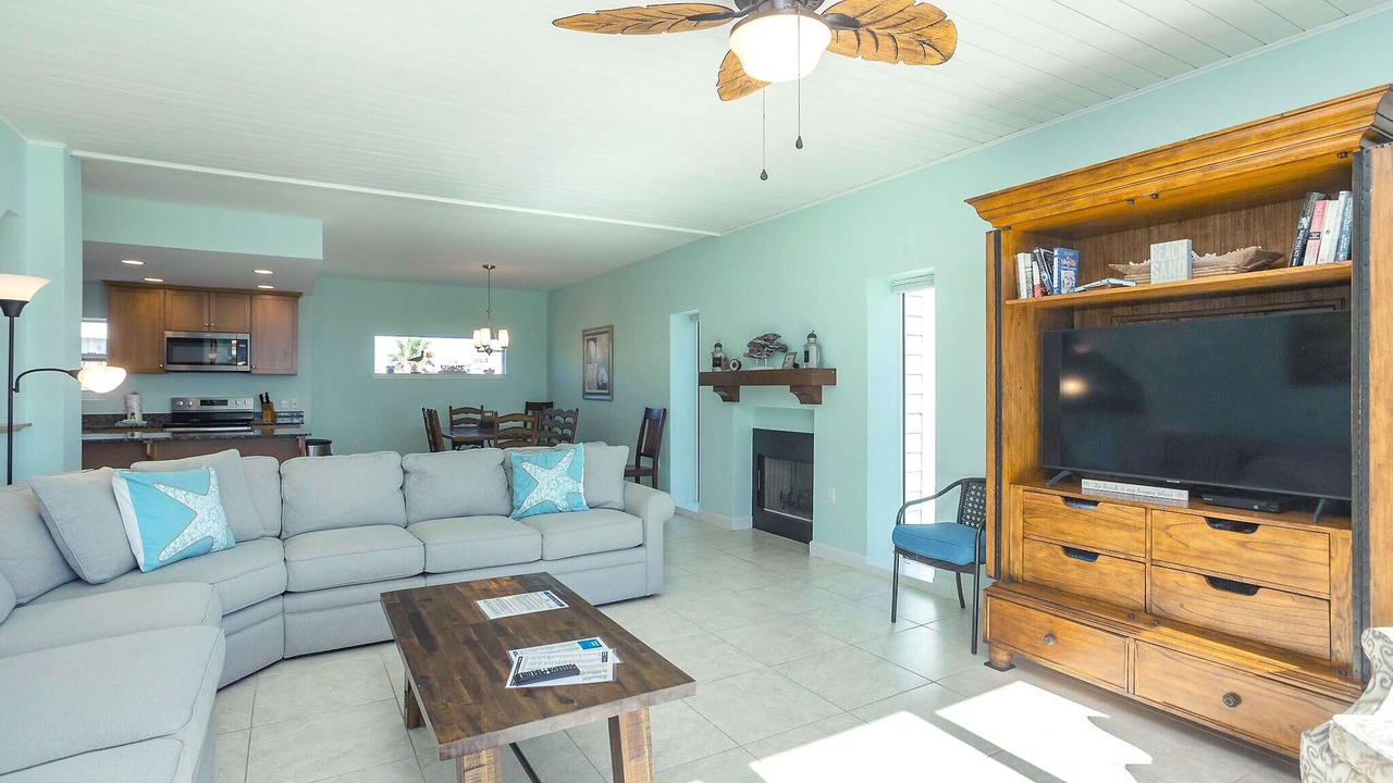 Photo of Livingroom in Pensacola Beach