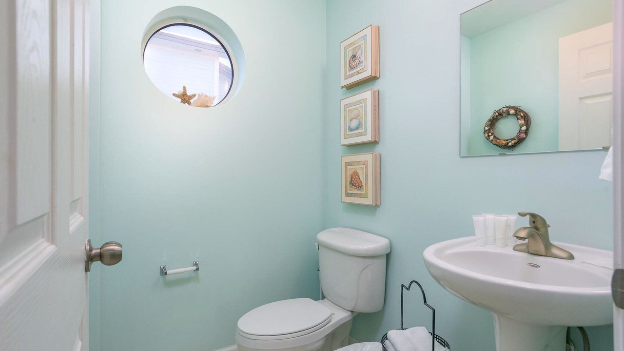 Photo of Bathroom in Pensacola Beach