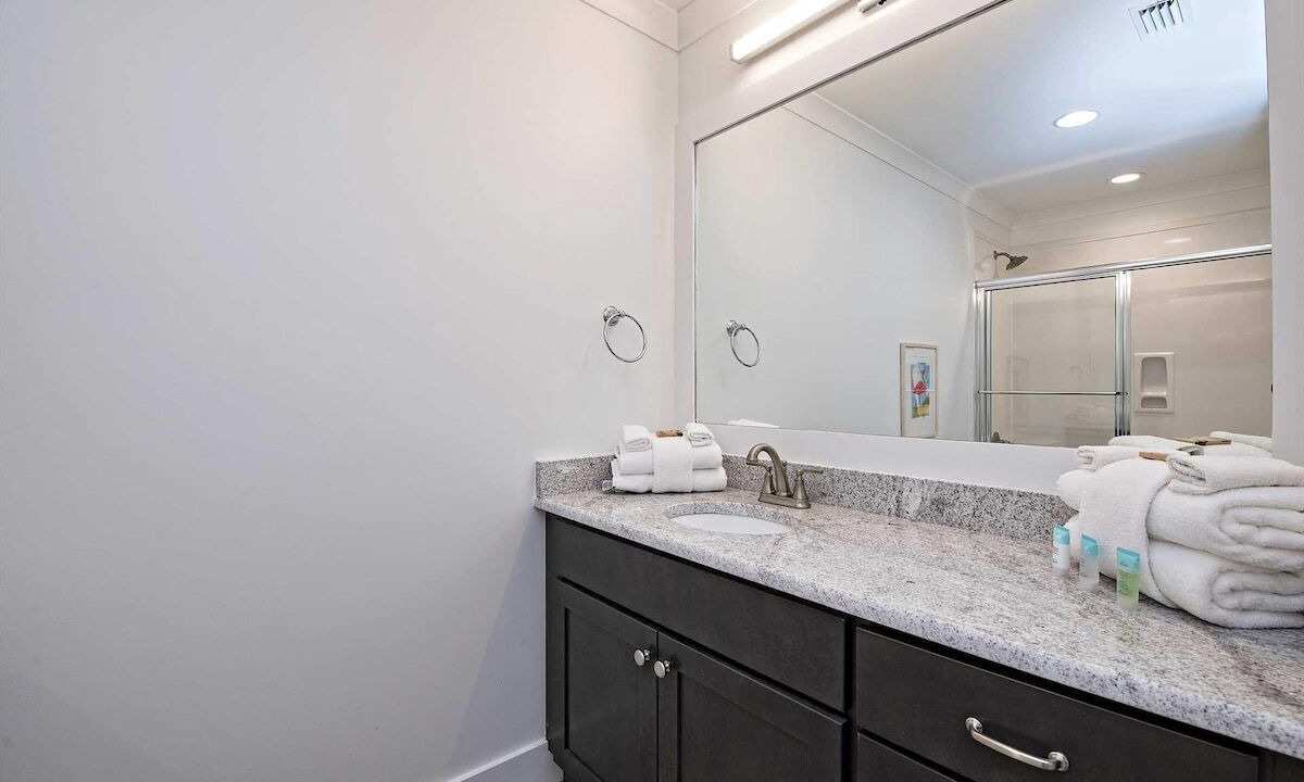 Photo of Bathroom in Fort Morgan