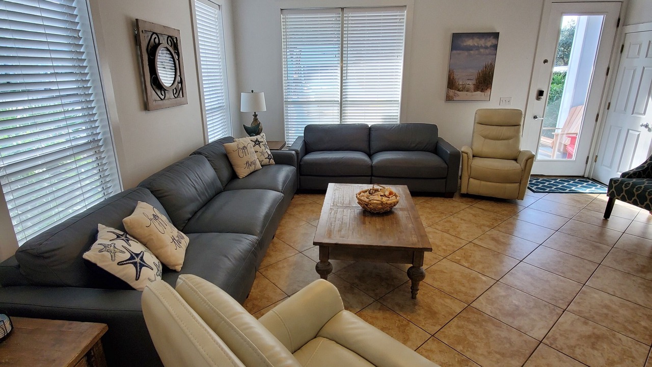 Photo of Livingroom in Miramar Beach