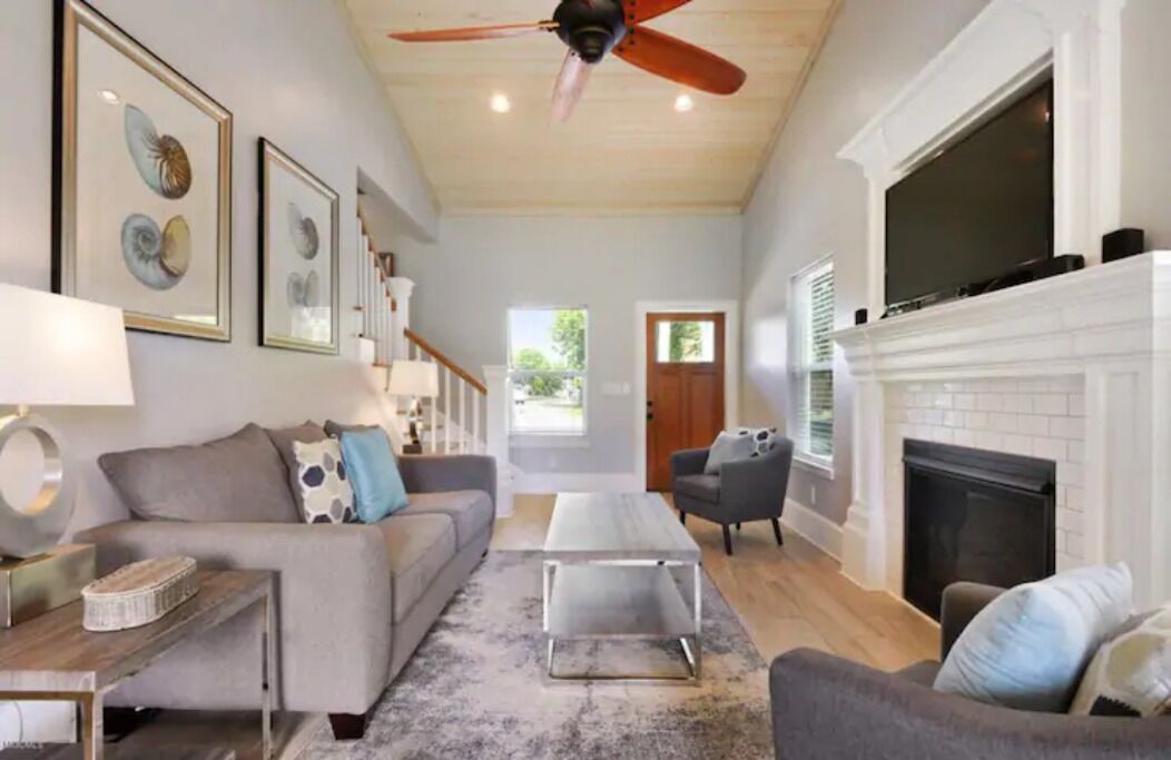 Photo of Livingroom in Old Town
