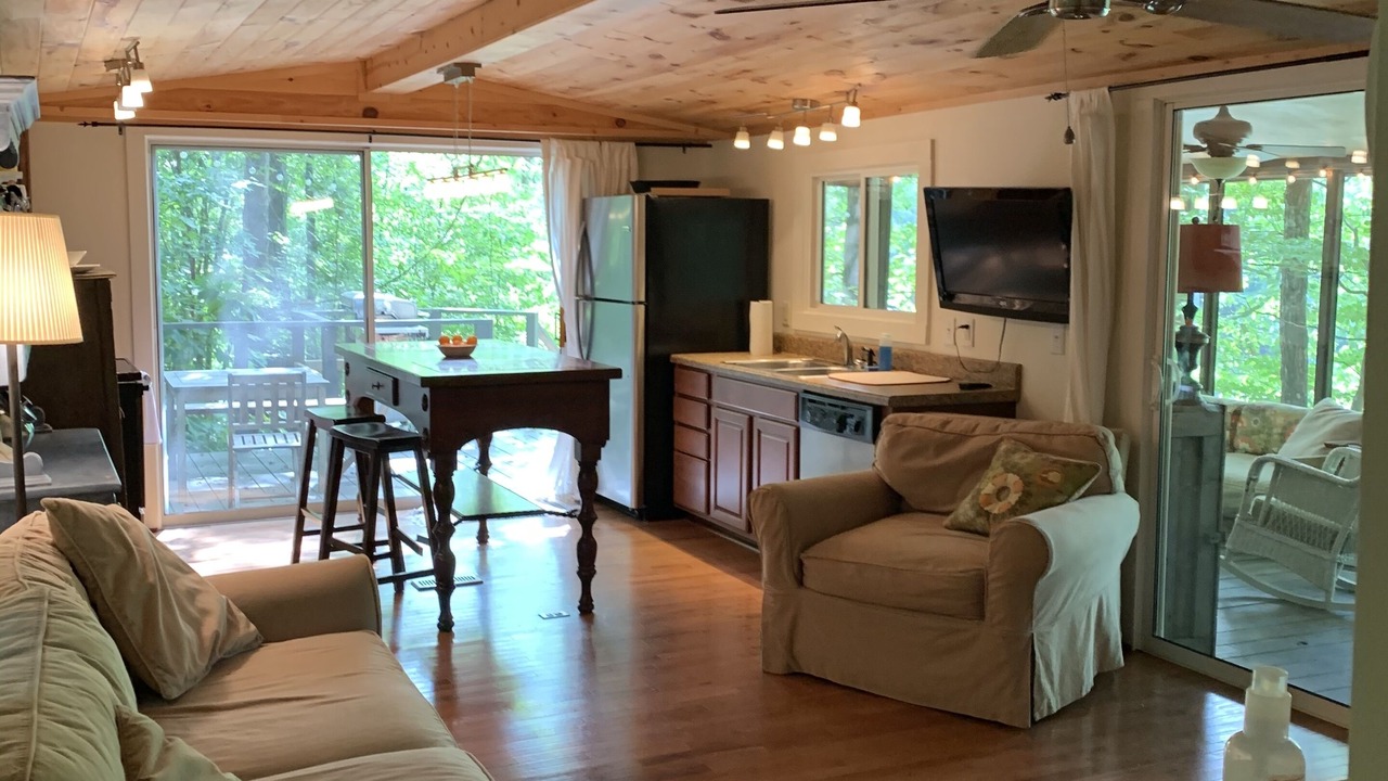 Photo of Livingroom in Crane Hill
