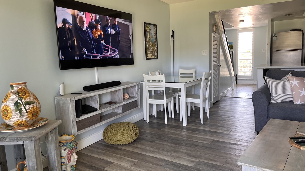 Photo of Livingroom in New Smyrna Beach