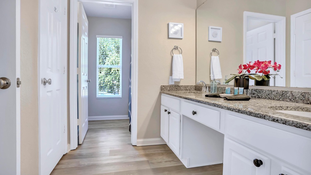 Photo of Bathroom in Windsor Hills