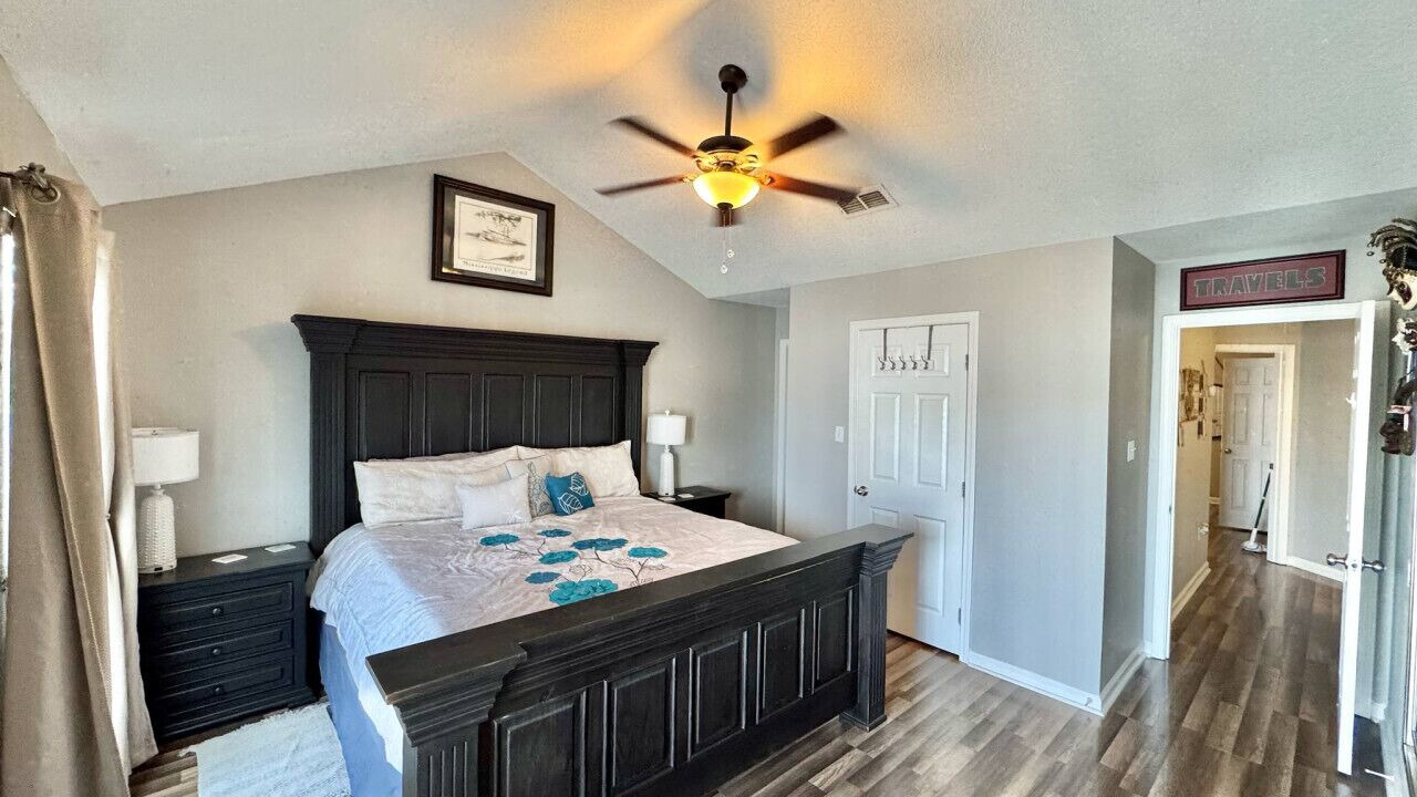 Photo of Bedroom in Gulfport
