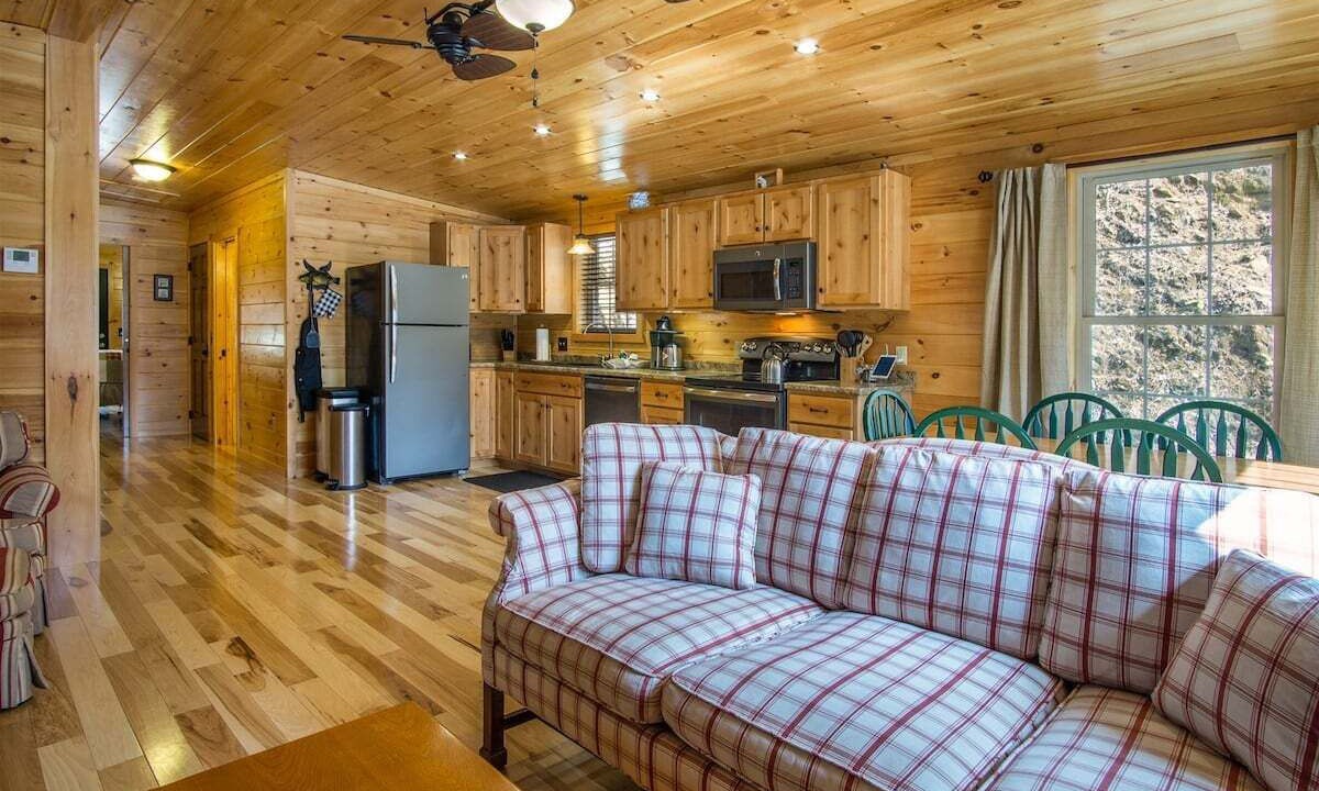 Photo of Bedroom in Pisgah Forest