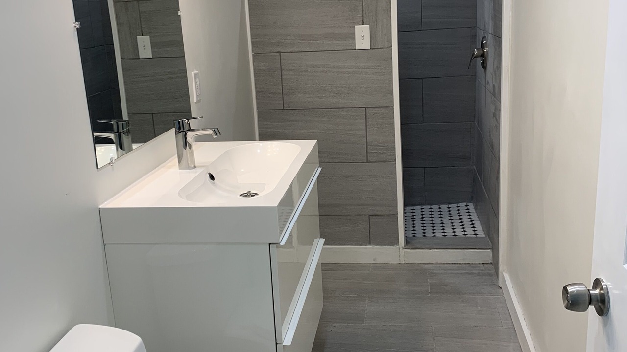 Photo of Bathroom in Laguna Beach