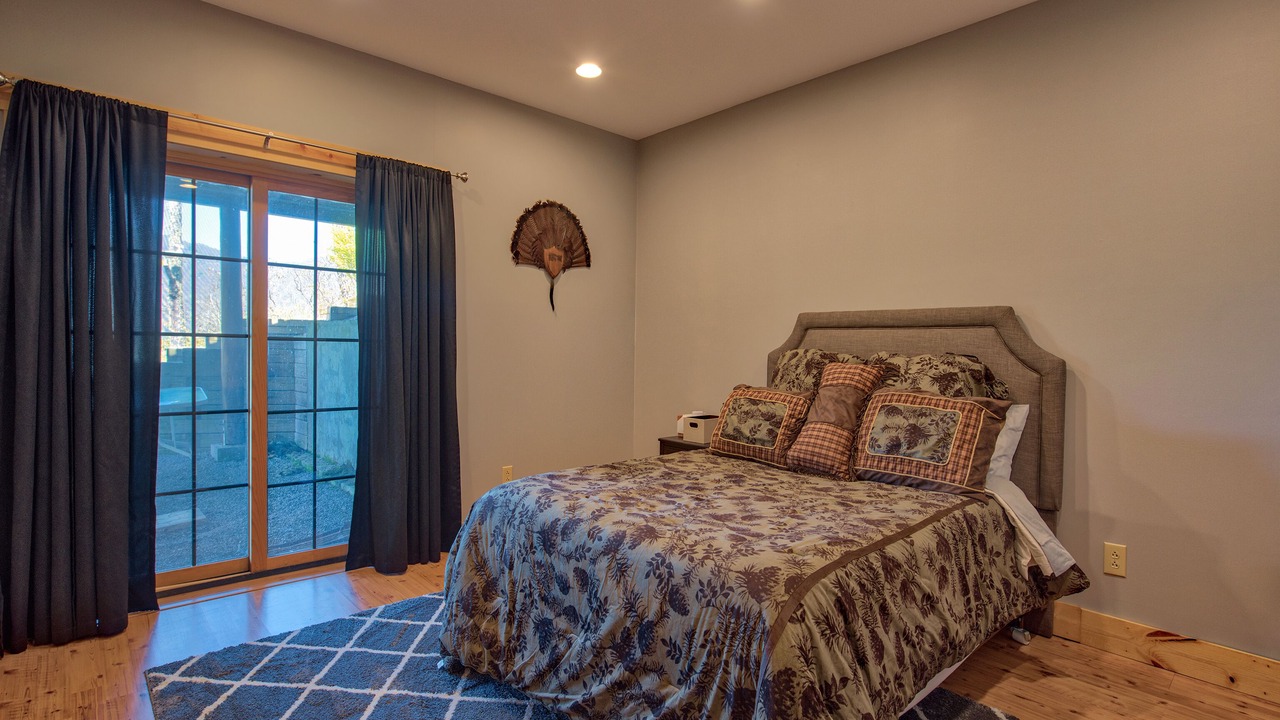 Photo of Bedroom in Waynesville