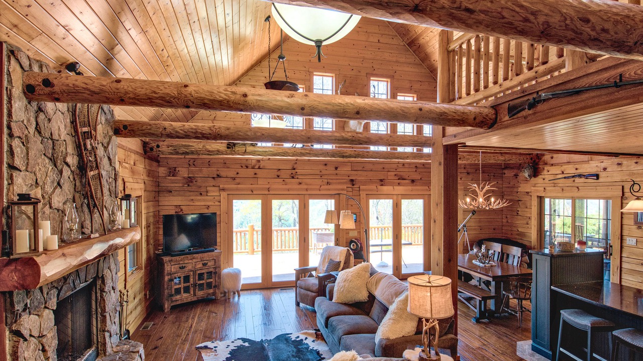 Photo of Livingroom in Waynesville