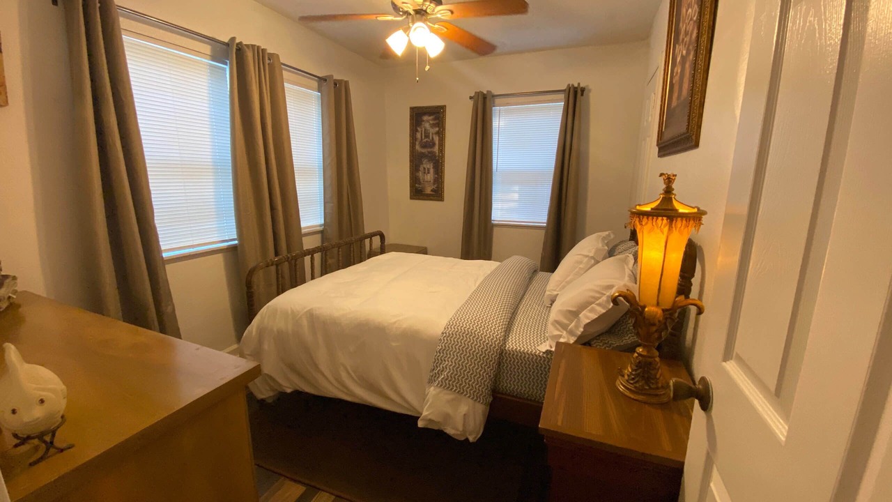 Photo of Bedroom in Macon