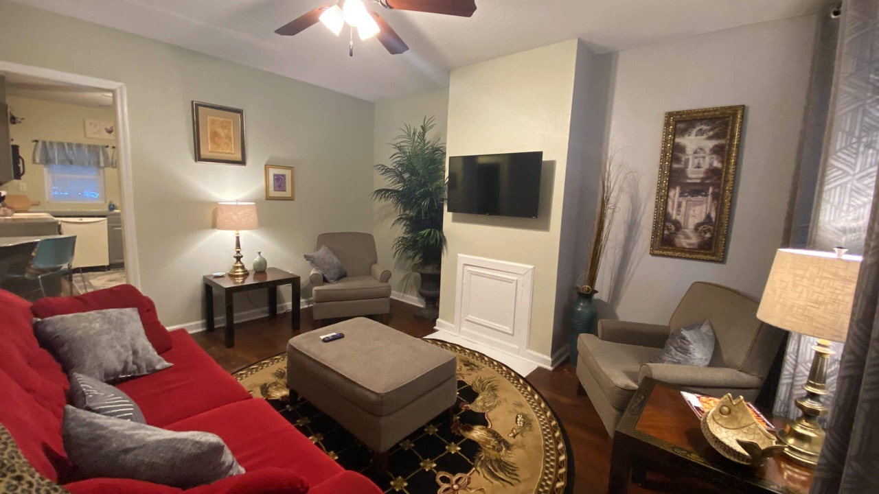 Photo of Livingroom in Macon
