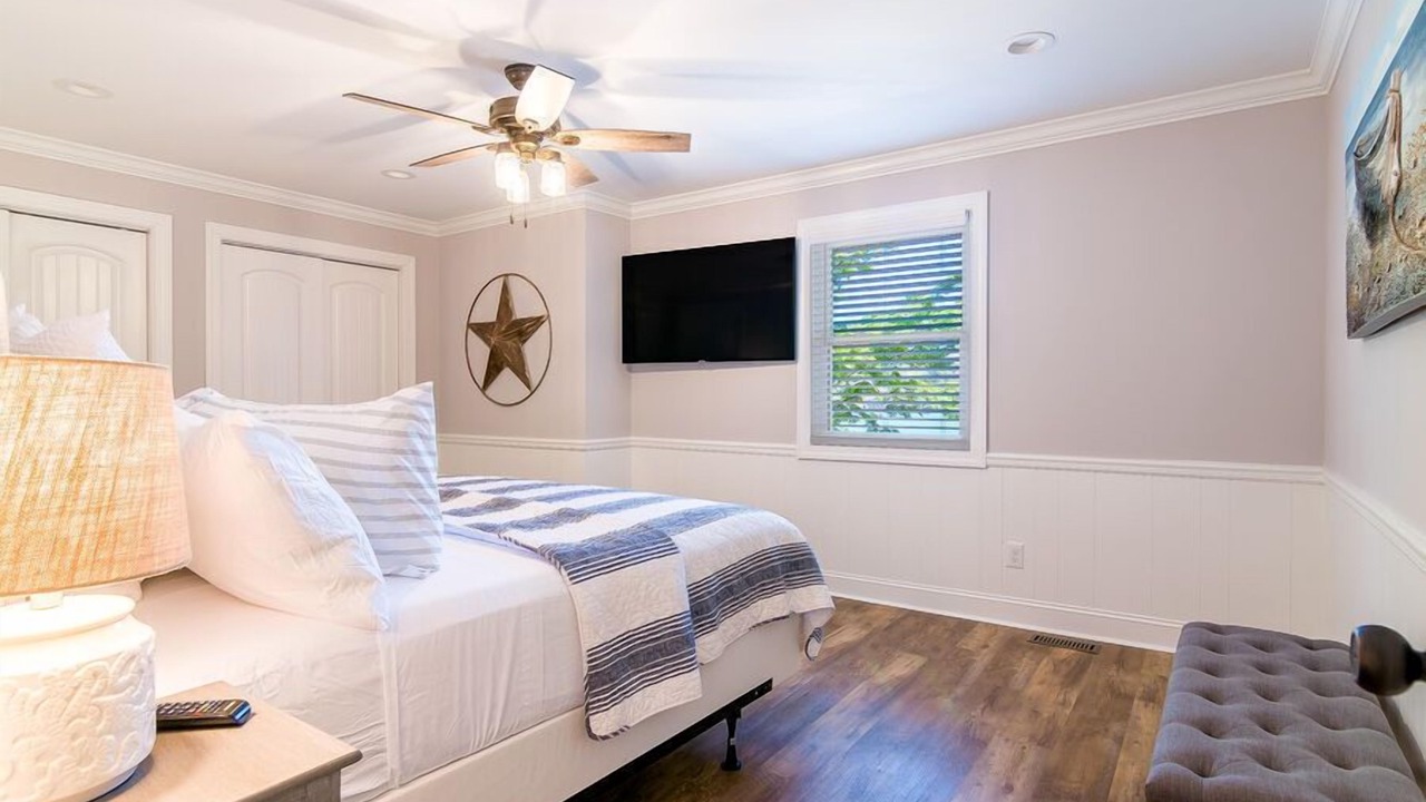 Photo of Bedroom in Mooresville