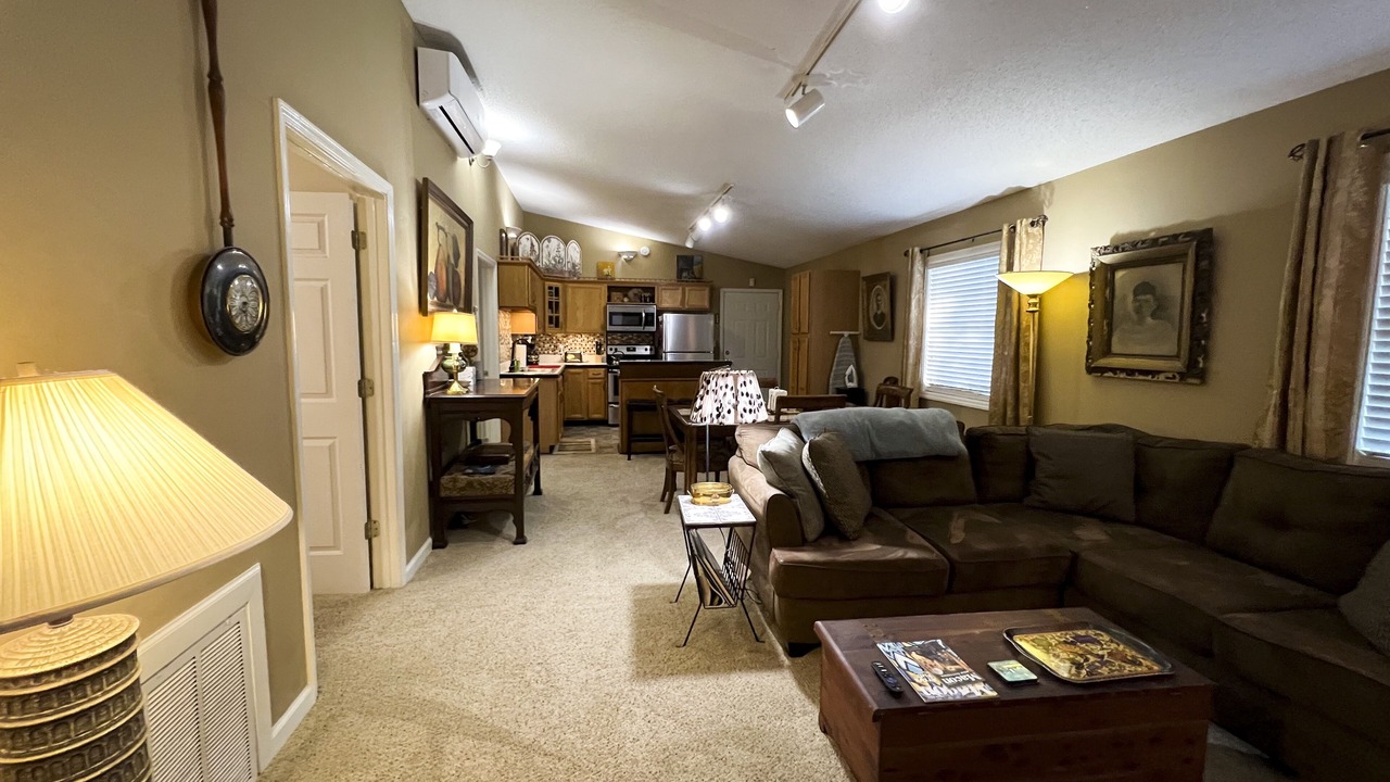 Photo of Livingroom in Macon